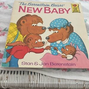 1st edition paperback -The Berenstain Bears and the New Baby 1974